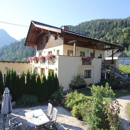 Appartementhaus Mentil Flattach Exterior foto